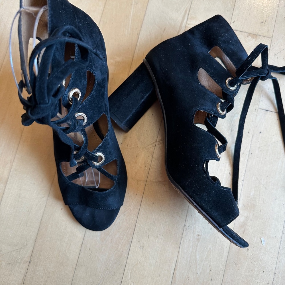 Coach Priscilla Lux Suede Lace Up sandal, 6.5   GD1156 - Picture 2 of 7